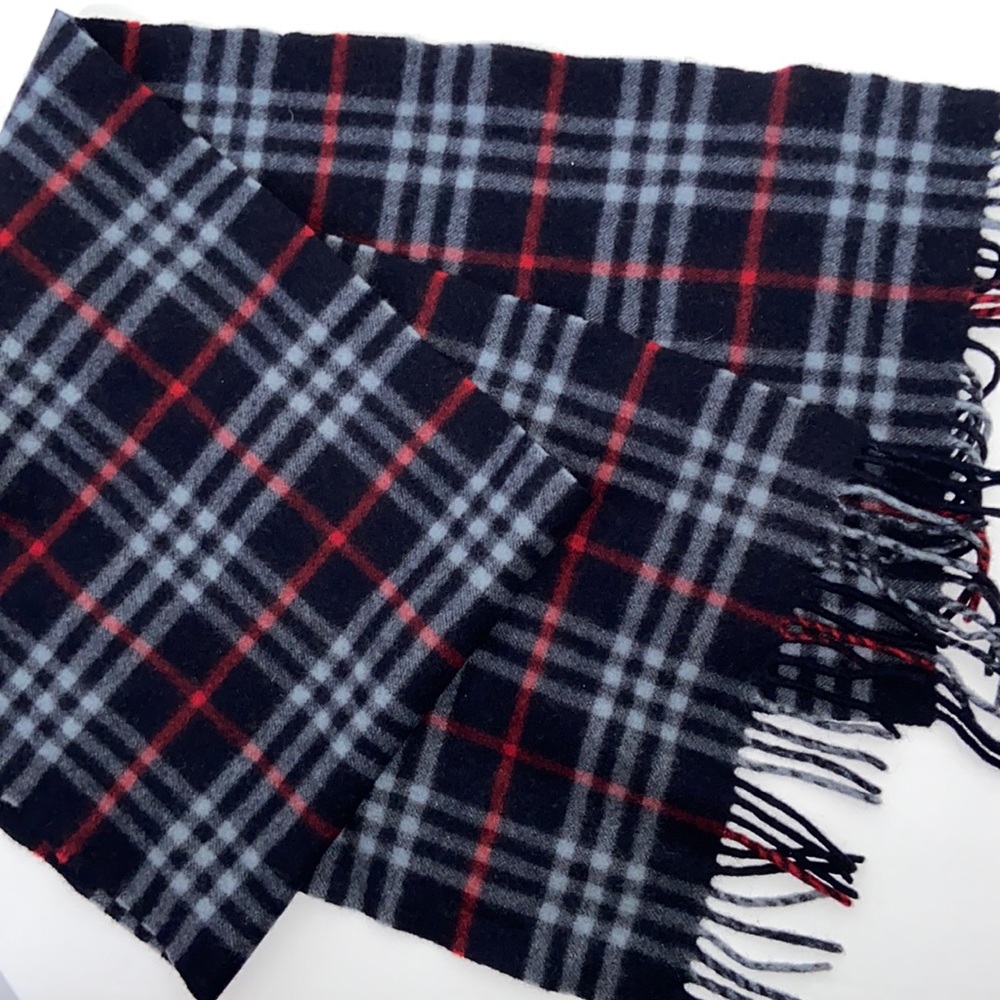 Vintage Burberry’s Scarf